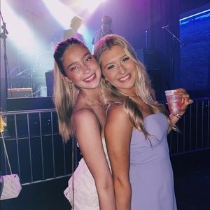 Meet your Posher, Lilly